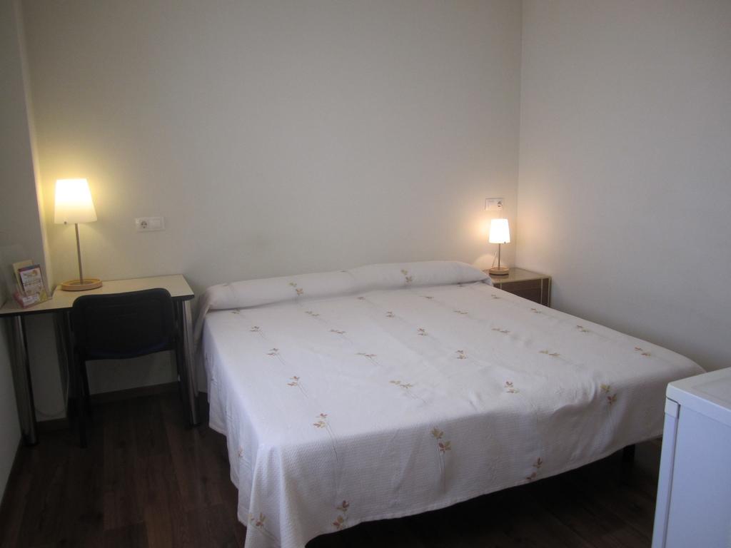 Hostal El Estudio Almansa Esterno foto